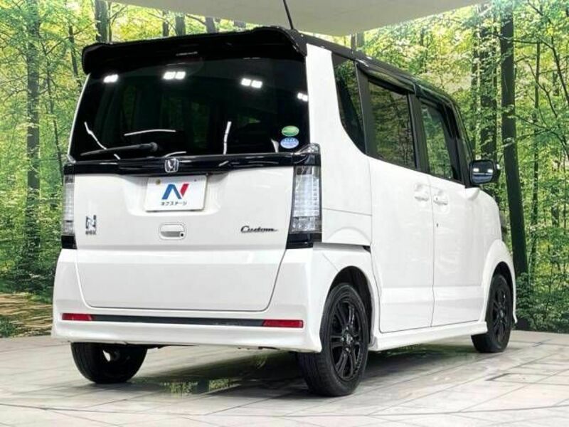 N BOX CUSTOM