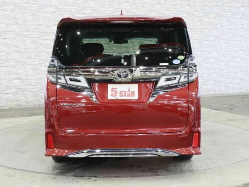 VELLFIRE-13