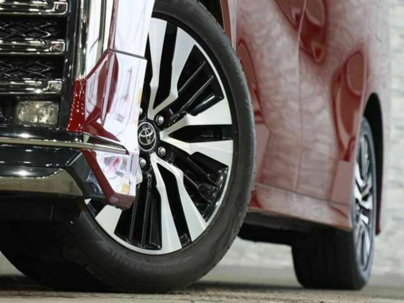 VELLFIRE-17