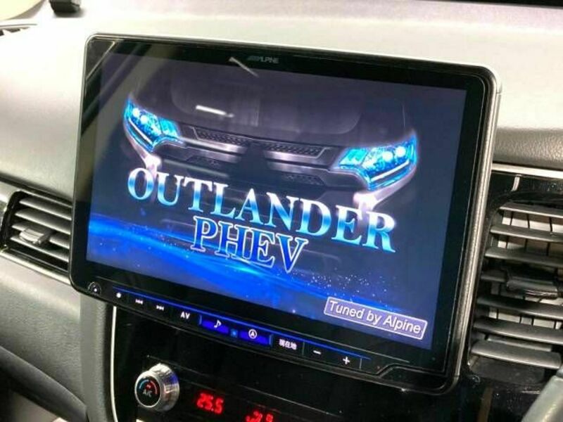 OUTLANDER PHEV
