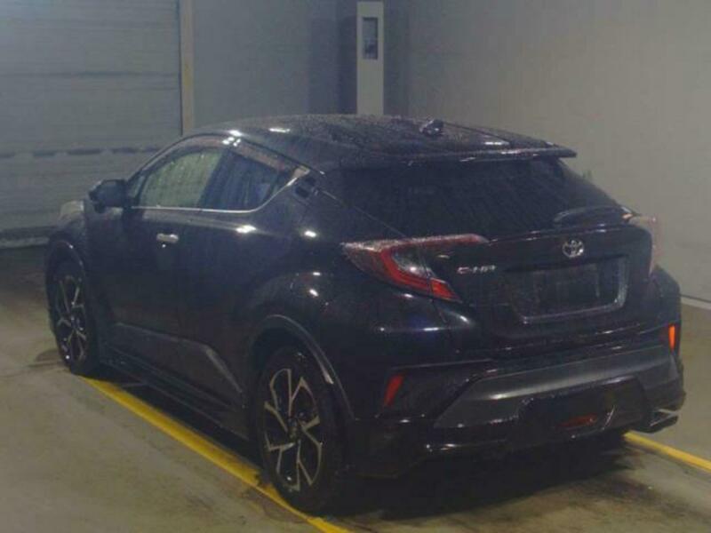 C-HR-12