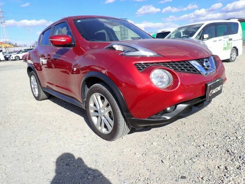 NISSAN　JUKE