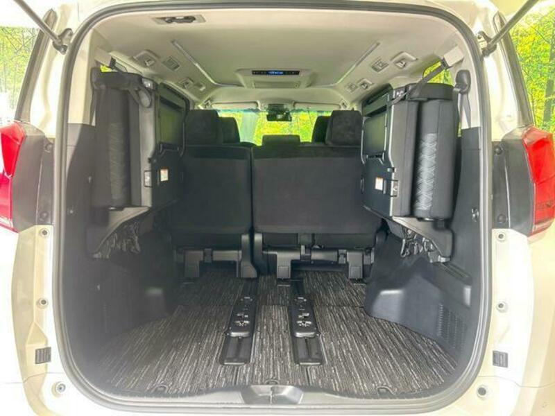 ALPHARD-9