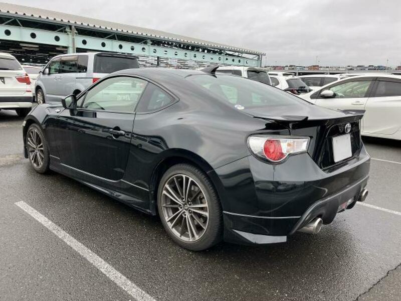 86