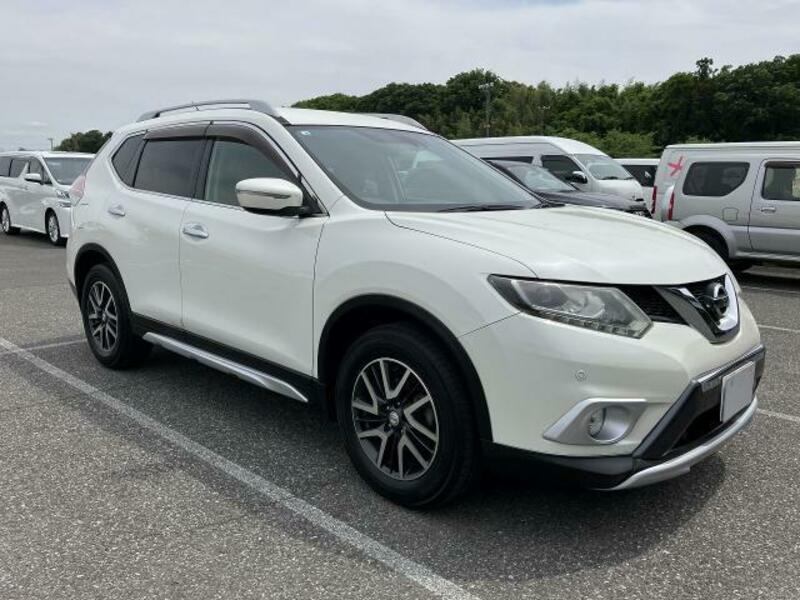 X-TRAIL