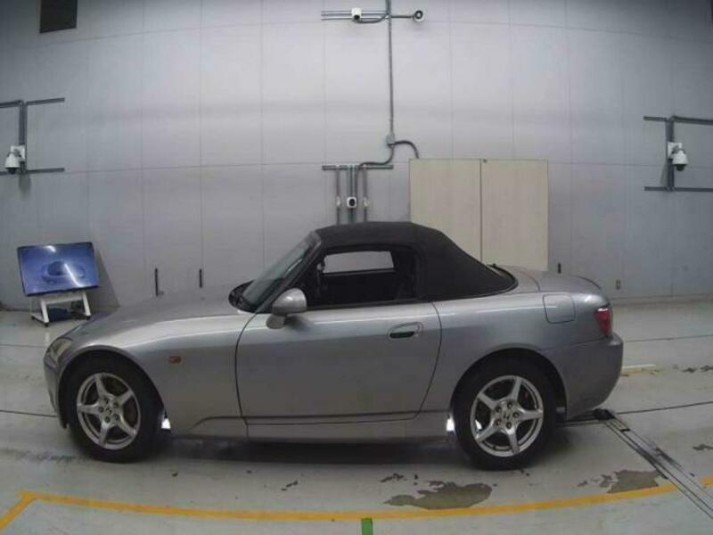 S2000