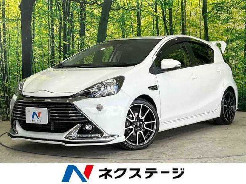 TOYOTA　AQUA