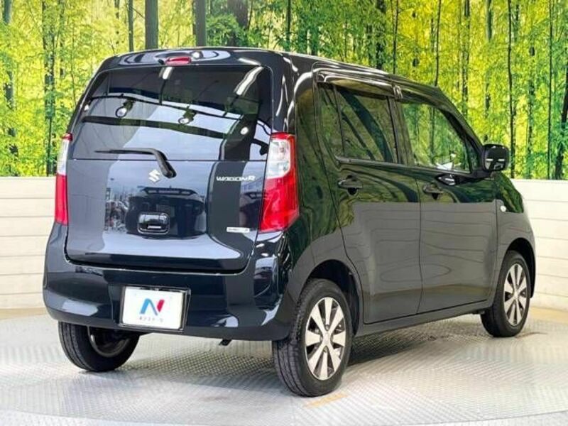 WAGON R-16