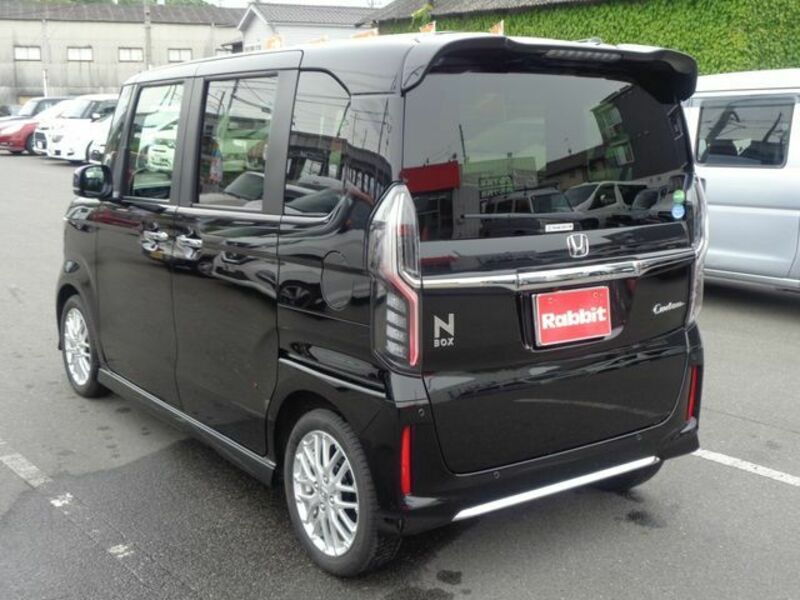 N BOX CUSTOM-9