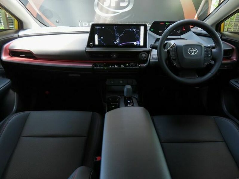 PRIUS PHV