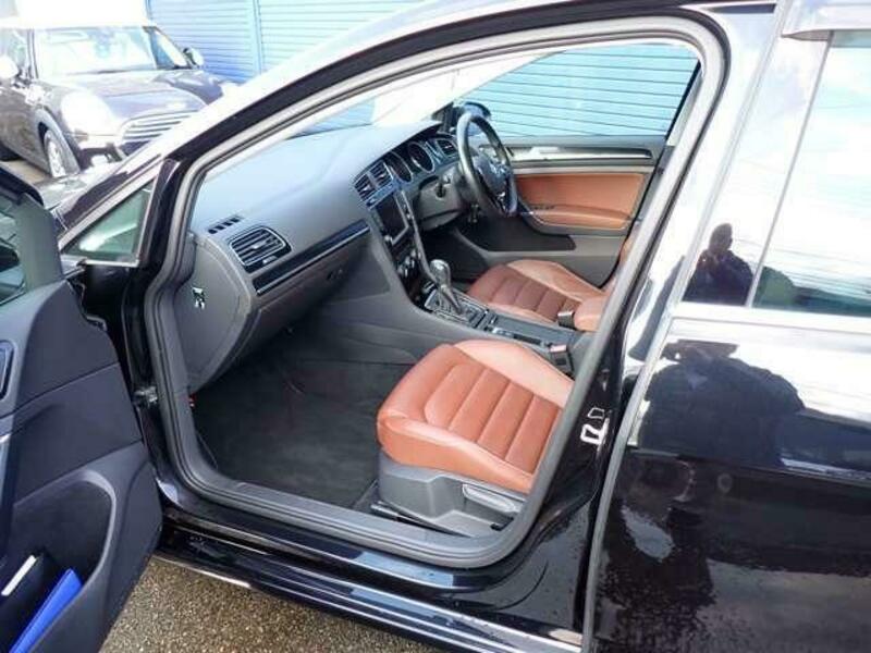 GOLF VARIANT