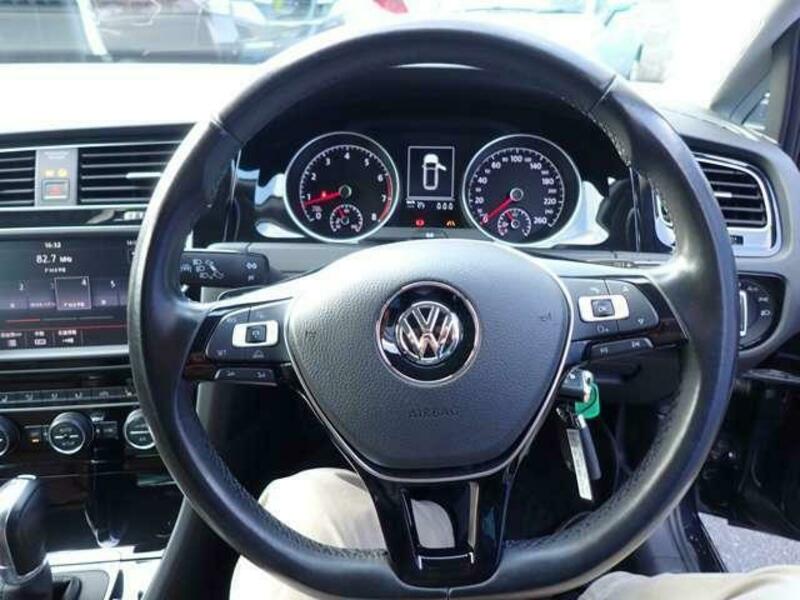 GOLF VARIANT