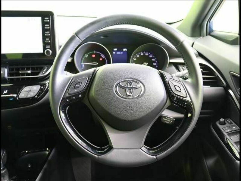 C-HR-7