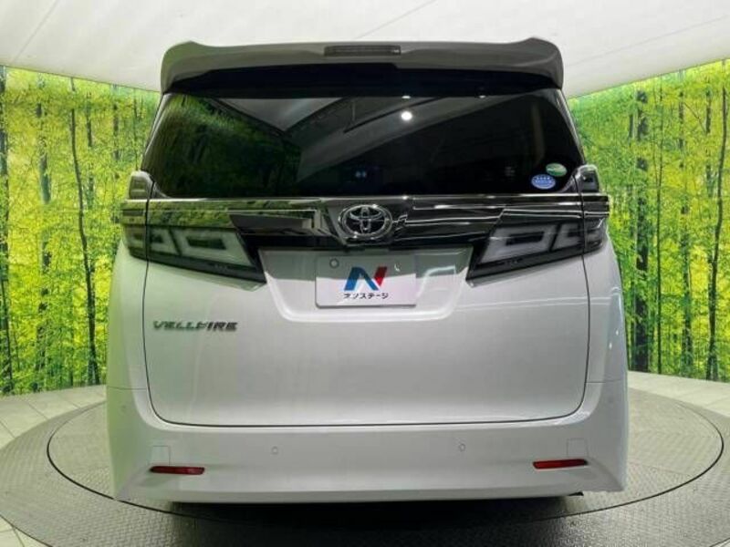 VELLFIRE-16