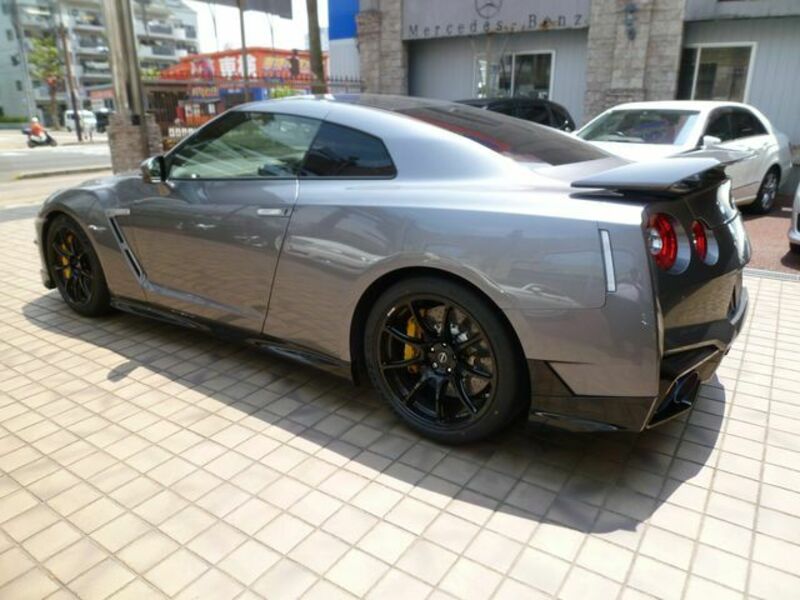 GT-R