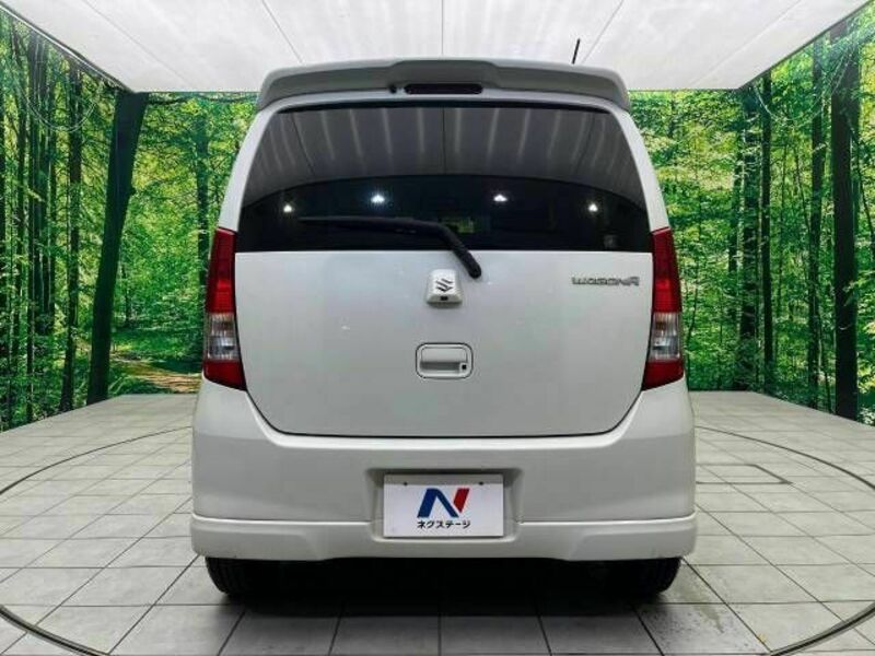 WAGON R-15