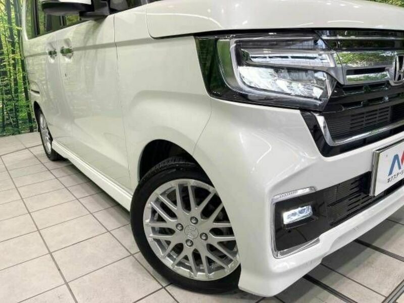 N BOX CUSTOM-11