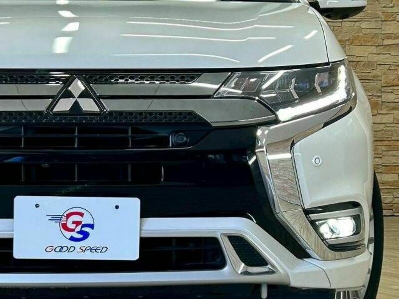 OUTLANDER PHEV-19