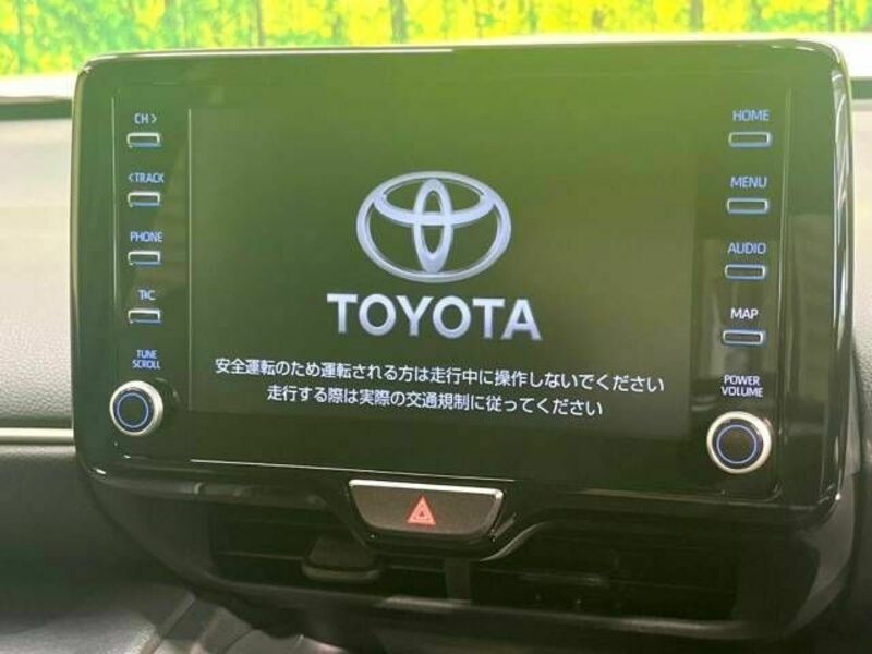 YARIS CROSS