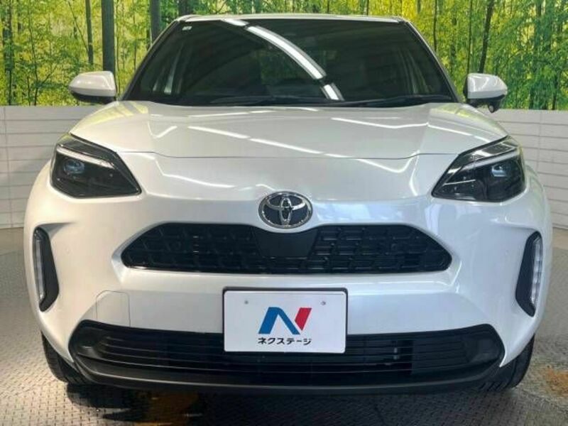 YARIS CROSS