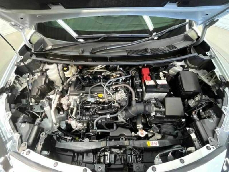 YARIS CROSS-17