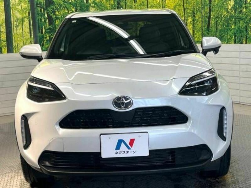 YARIS CROSS