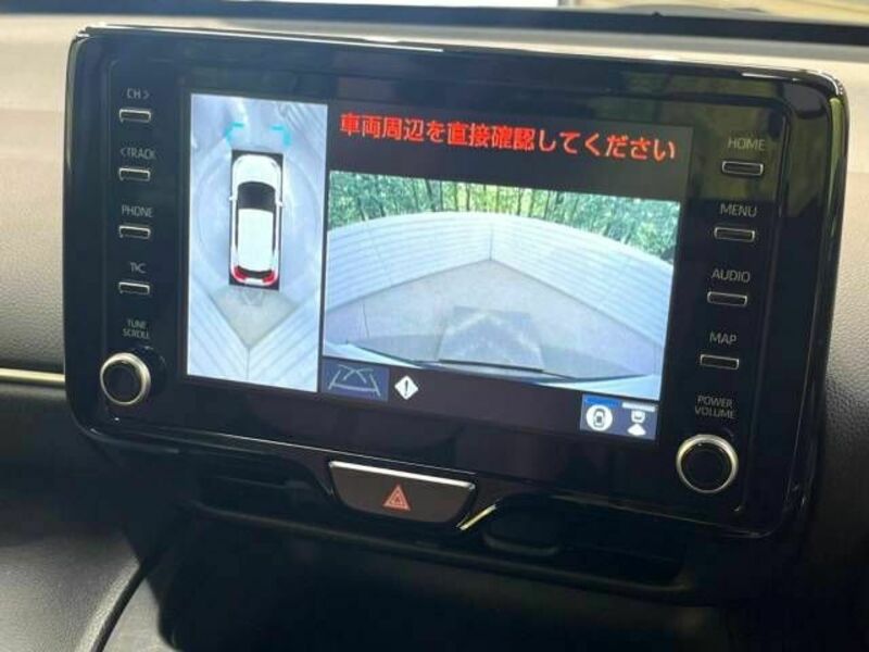 YARIS CROSS-4