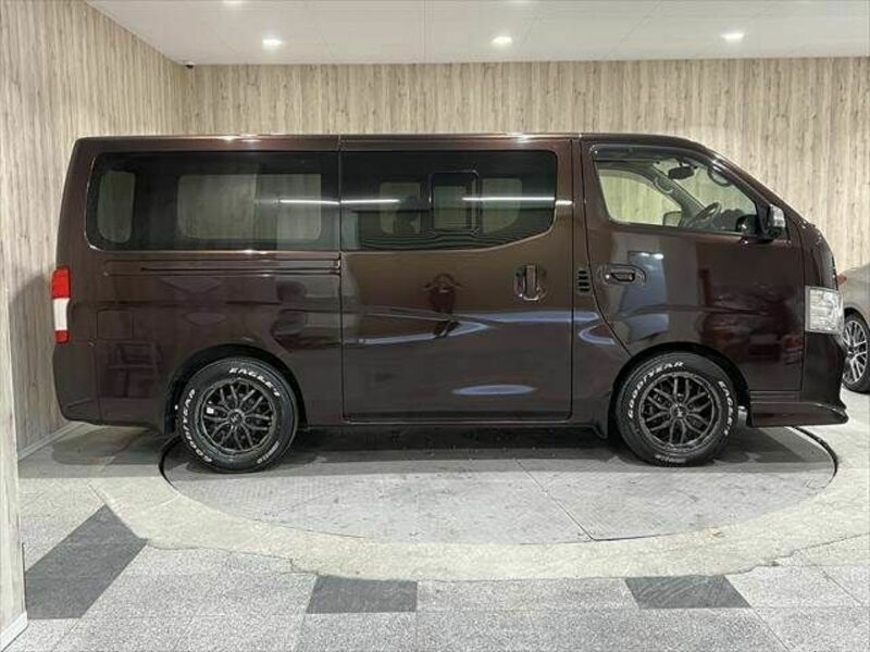 NV350 CARAVAN
