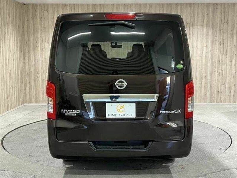 NV350 CARAVAN