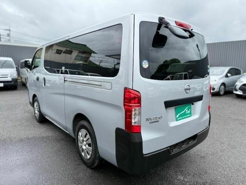 NV350 CARAVAN-15