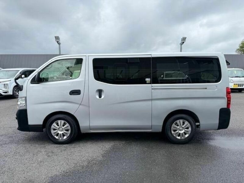NV350 CARAVAN-20
