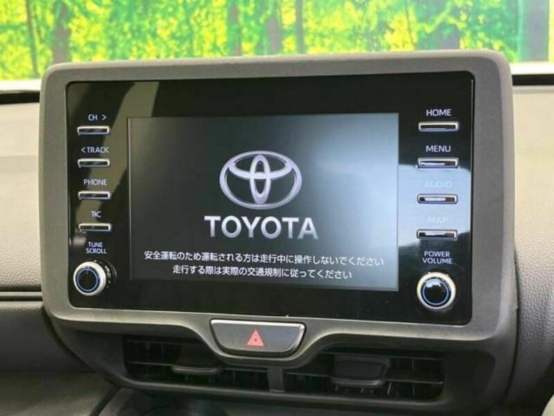 YARIS CROSS-3