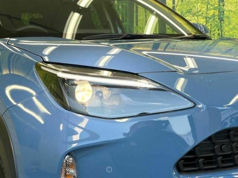 YARIS CROSS-11