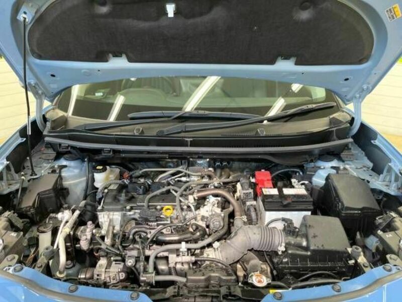 YARIS CROSS-17