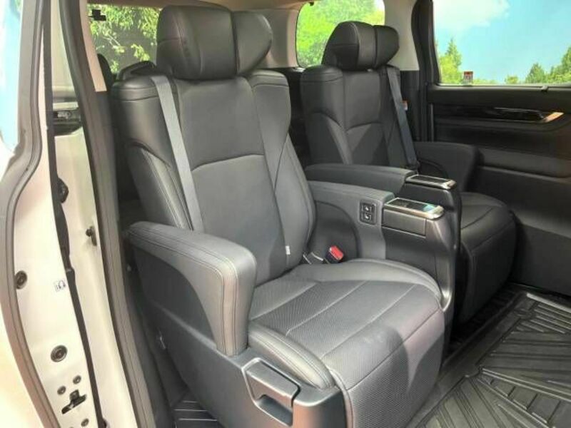 ALPHARD-12