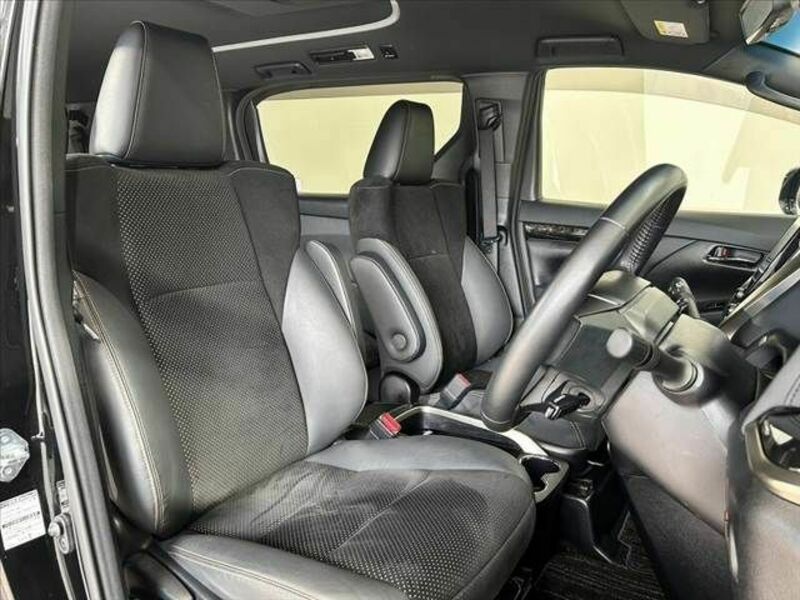 VELLFIRE-10