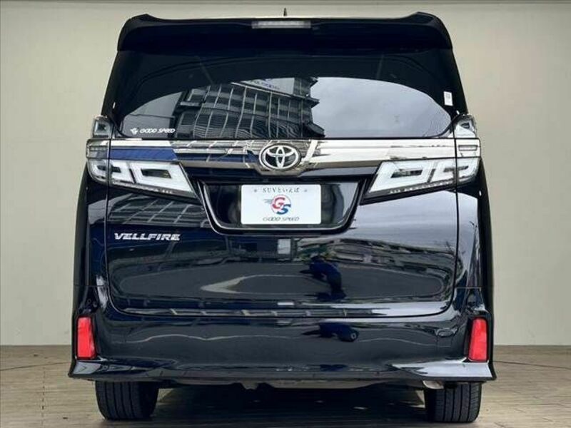 VELLFIRE-14