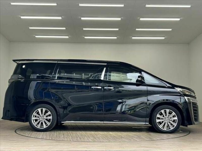 VELLFIRE-16