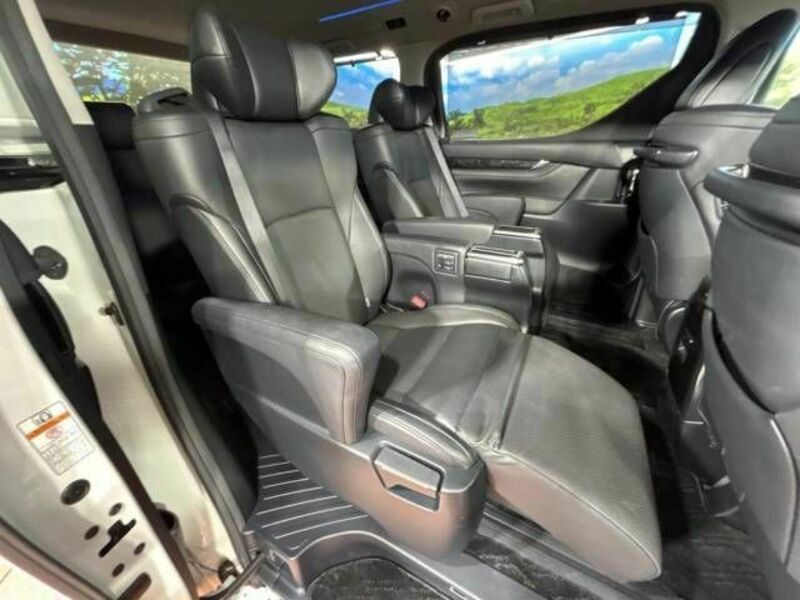 ALPHARD-9