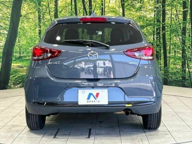 MAZDA2-14