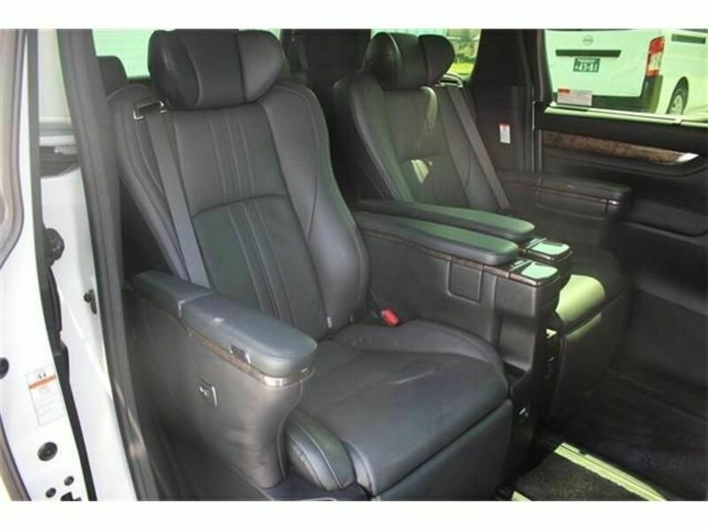 ALPHARD-14