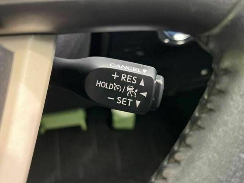 PRIUS-5