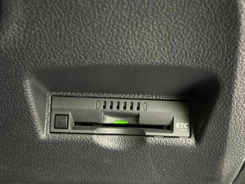 PRIUS-6