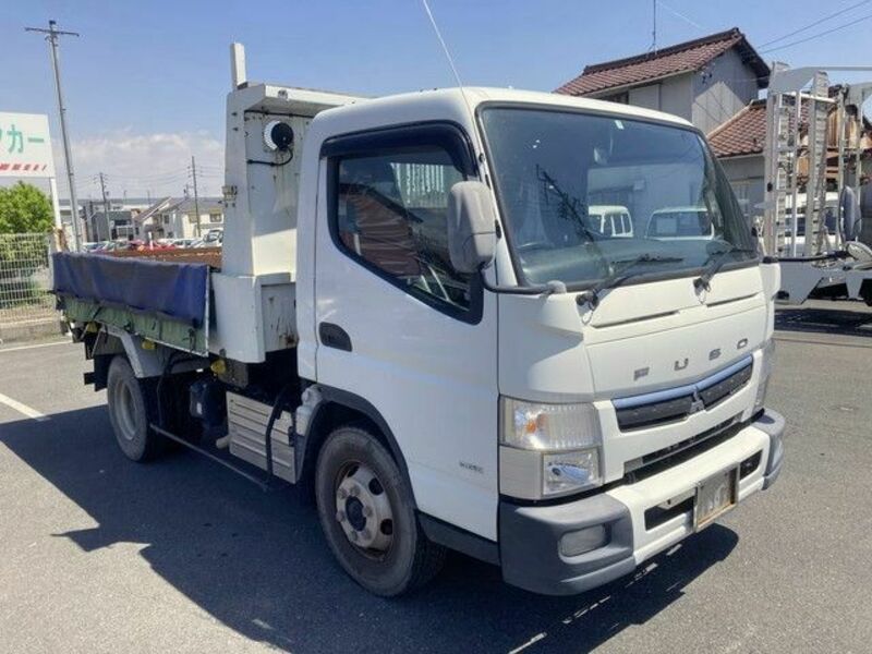 MITSUBISHI　CANTER