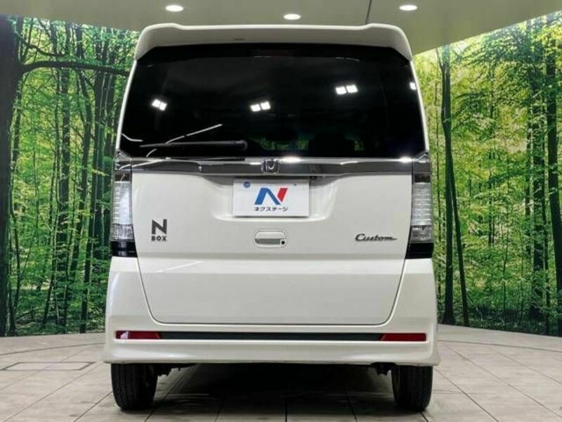 N BOX CUSTOM