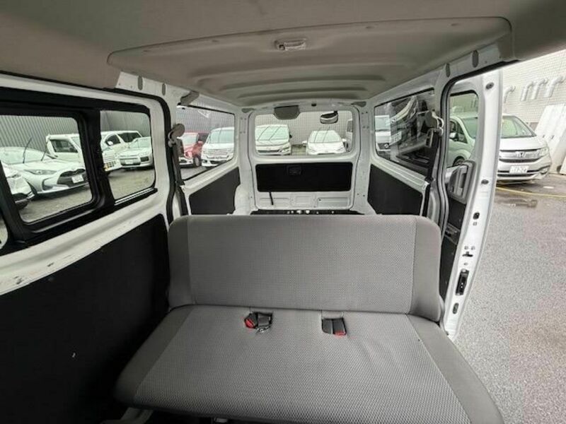 NV350 CARAVAN
