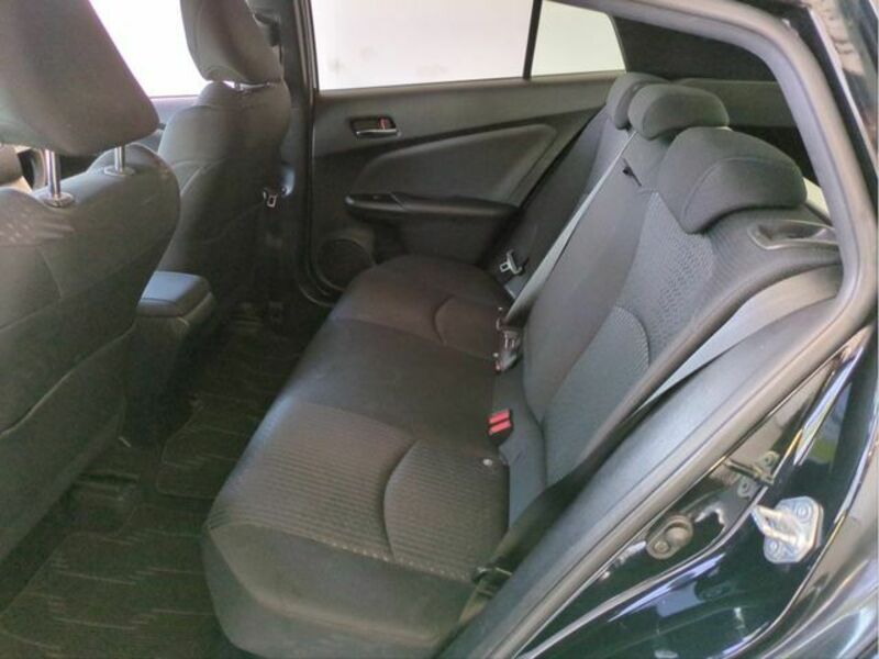 PRIUS-7