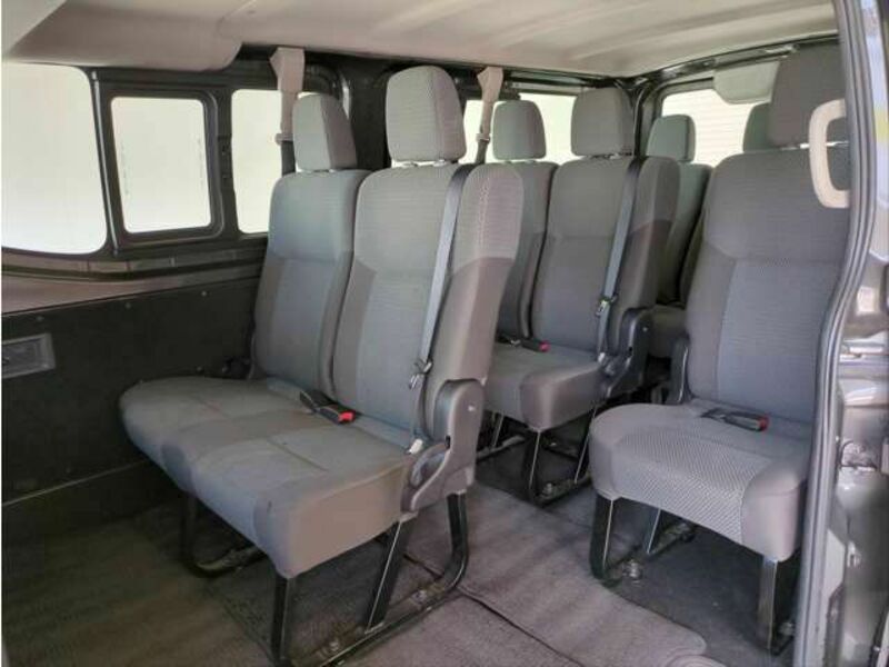 NV350 CARAVAN WAGON