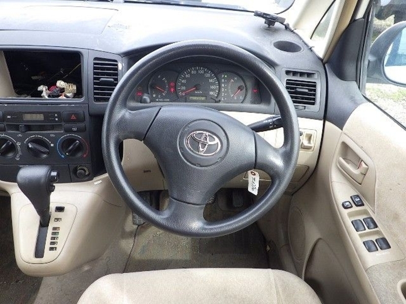 COROLLA SPACIO