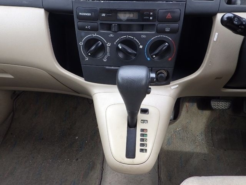 COROLLA SPACIO